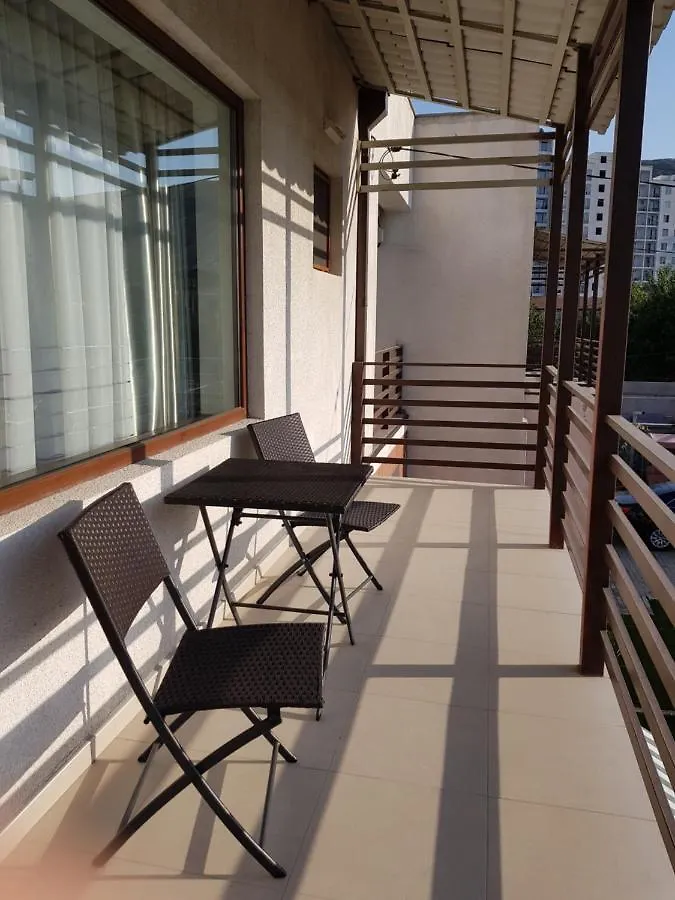 בית הארחה Villa In טביליסי